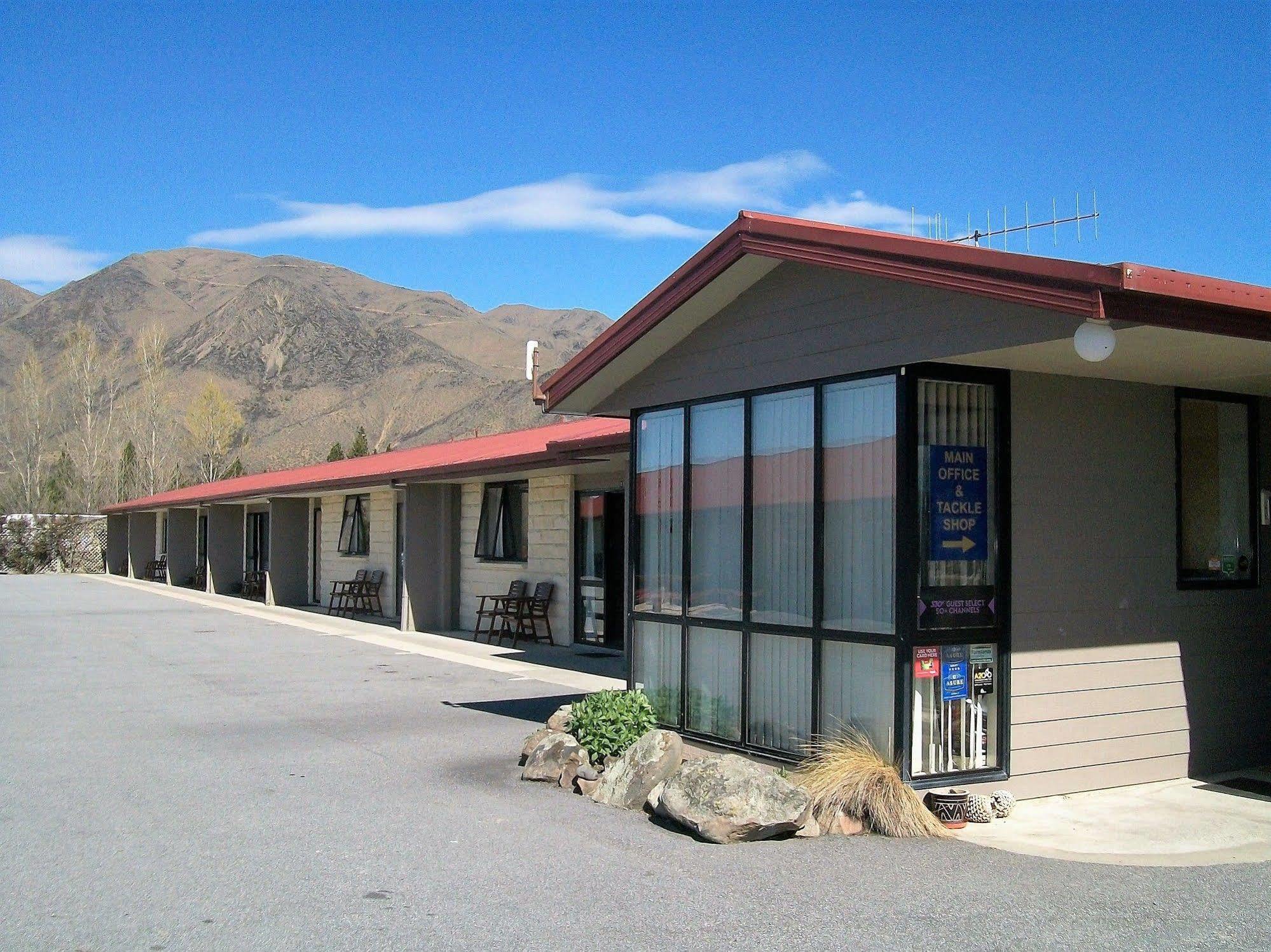 Sierra Motel And Apartments Omarama Exterior photo
